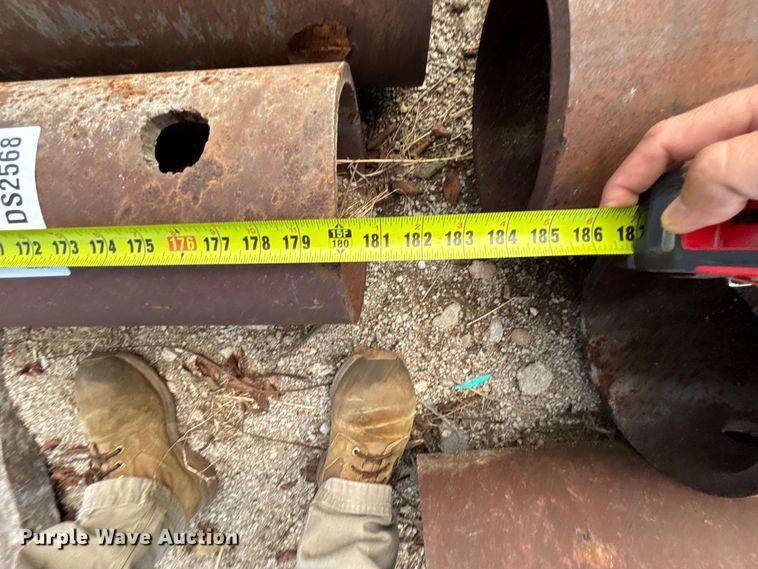 image for item DS2568 (3) trench box spreader bars