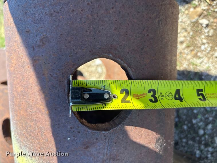 image for item DS2572 (8) trench box spreader bars