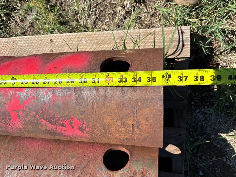 image for item DS2573 (8) trench box spreader bars