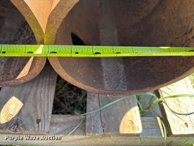 image for item DS2573 (8) trench box spreader bars