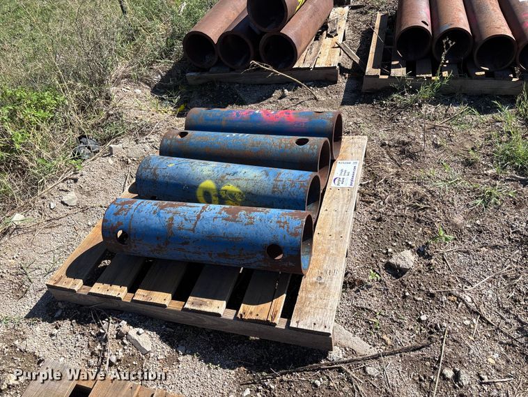 image for item DS2574 (4) trench box spreader bars