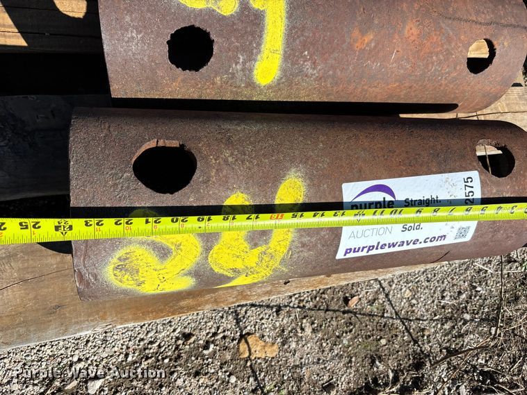 image for item DS2575 (4) trench box spreader bars