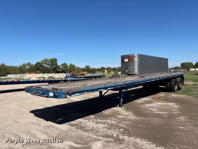1970 Trailmobile P31T0SAH flatbed trailer