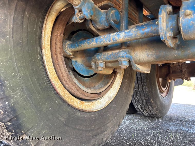 image for item DS2577 1970 Trailmobile P31T0SAH flatbed trailer