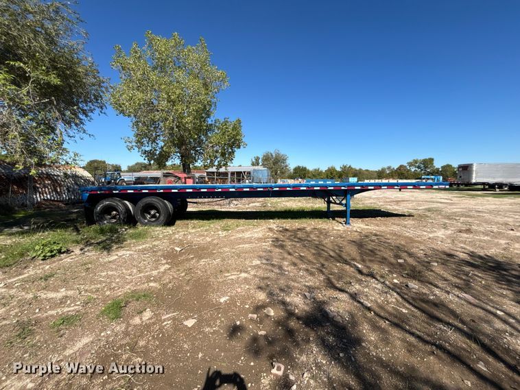 image for item DS2585 1978 Trailmobile P31T-0SAH flatbed trailer