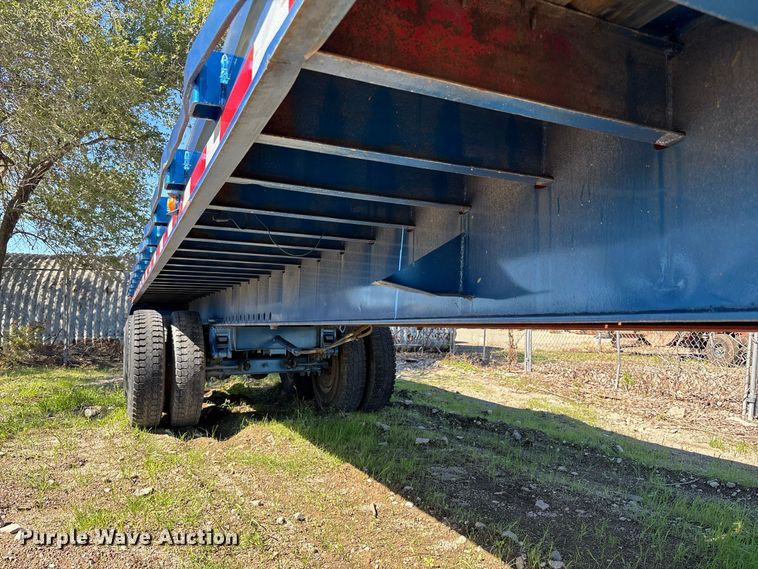 image for item DS2585 1978 Trailmobile P31T-0SAH flatbed trailer