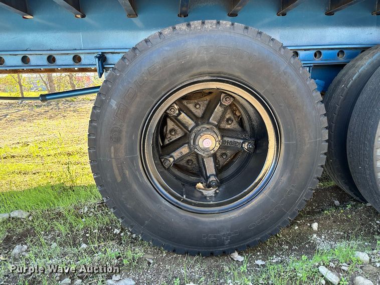 image for item DS2585 1978 Trailmobile P31T-0SAH flatbed trailer