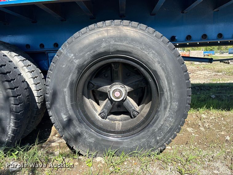 image for item DS2585 1978 Trailmobile P31T-0SAH flatbed trailer