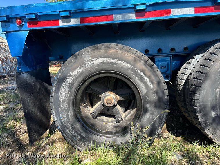 image for item DS2585 1978 Trailmobile P31T-0SAH flatbed trailer