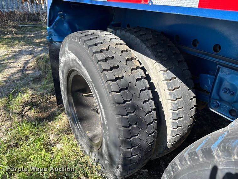 image for item DS2585 1978 Trailmobile P31T-0SAH flatbed trailer