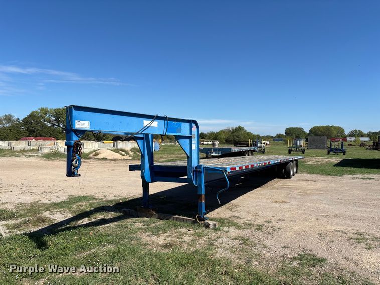 1988 Holden Industries HGD2042 equipment trailer