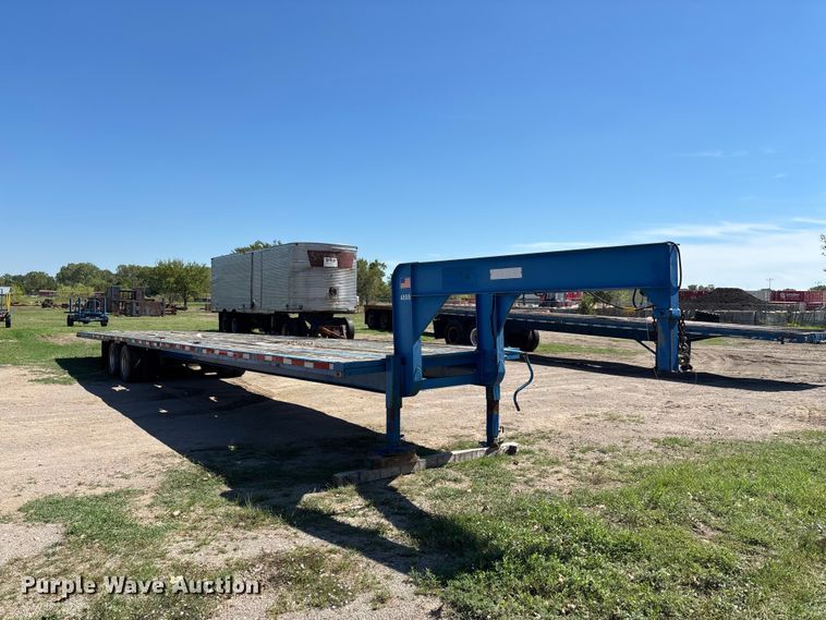 image for item DS2587 1988 Holden Industries HGD2042 equipment trailer