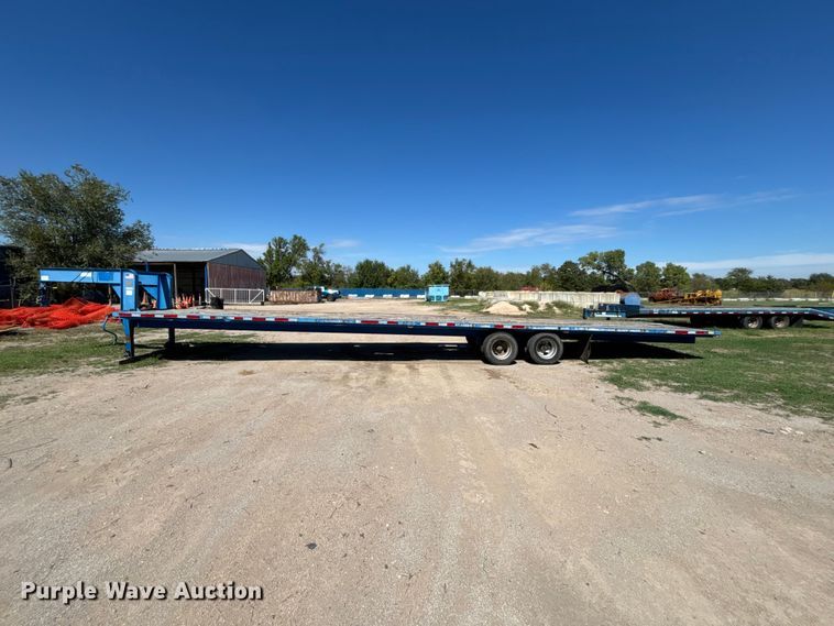 image for item DS2587 1988 Holden Industries HGD2042 equipment trailer