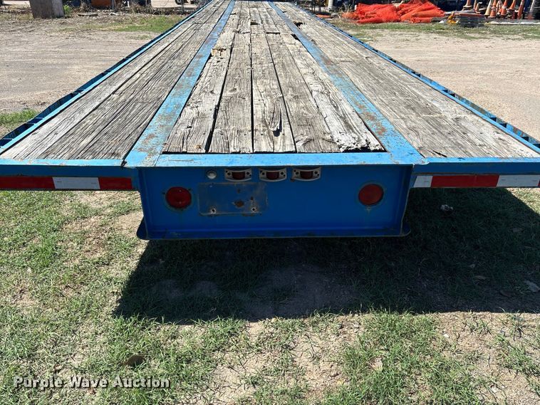 image for item DS2587 1988 Holden Industries HGD2042 equipment trailer