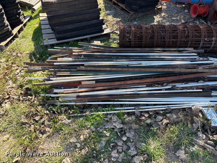 image for item DS2588 Fencing materials