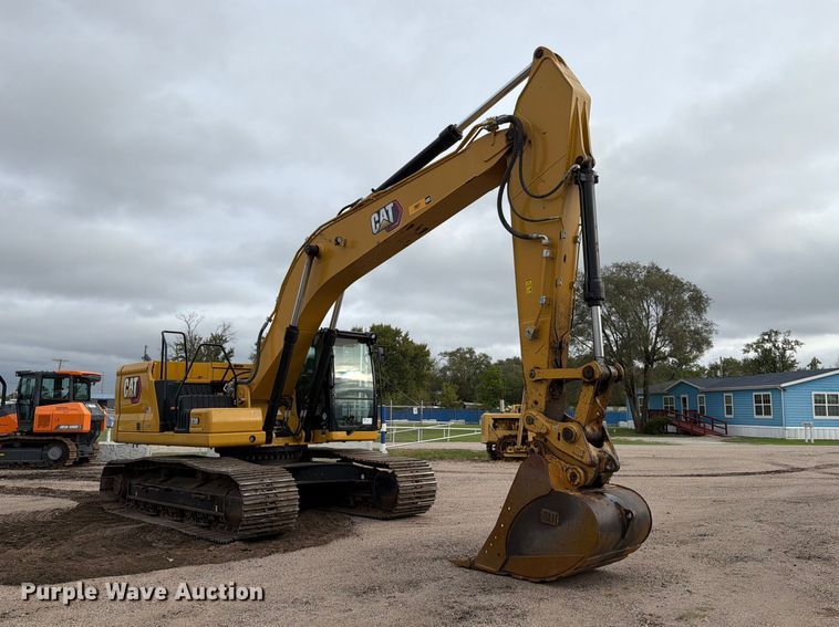 image for item DW6779 2020 Caterpillar 330 Excavator