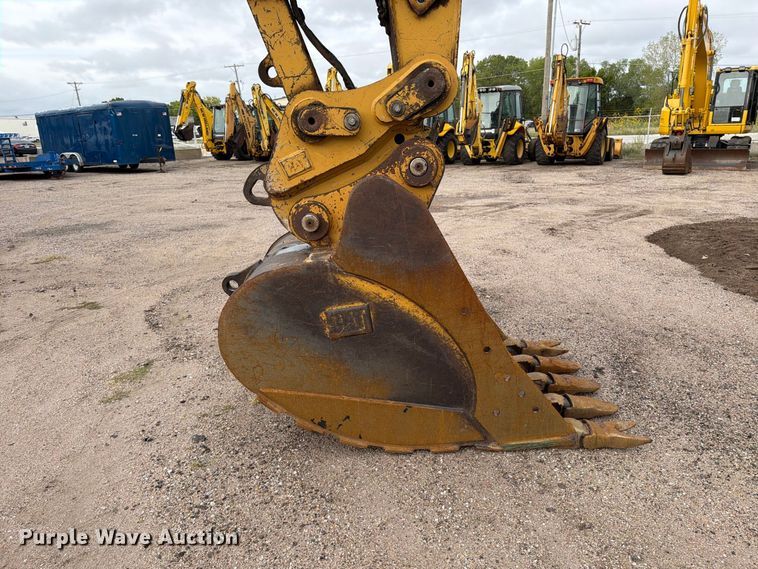 image for item DW6779 2020 Caterpillar 330 Excavator