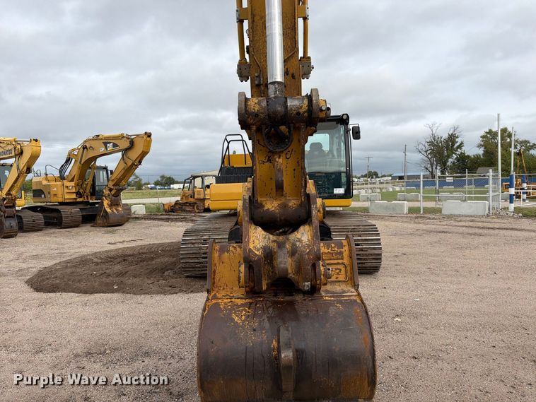 image for item DW6779 2020 Caterpillar 330 Excavator