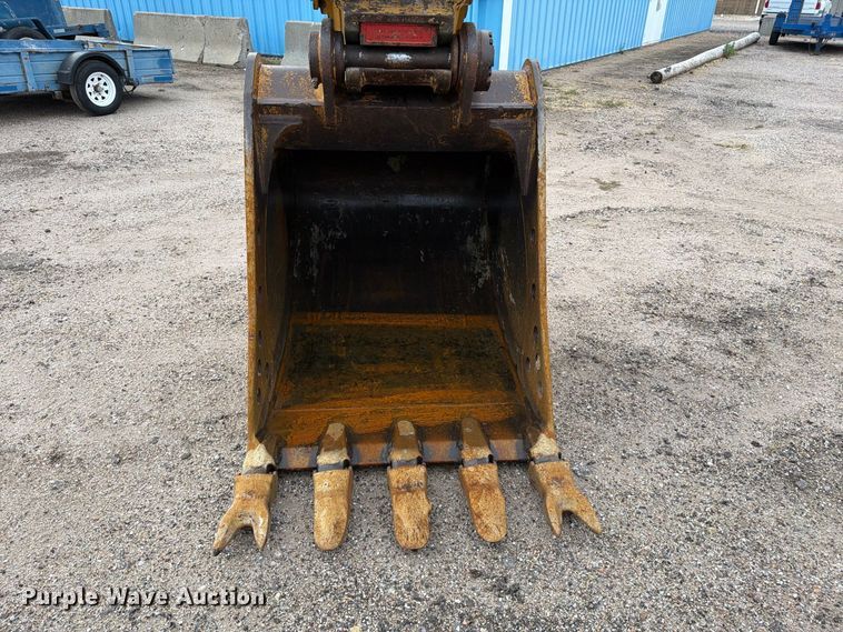 image for item DW6779 2020 Caterpillar 330 Excavator