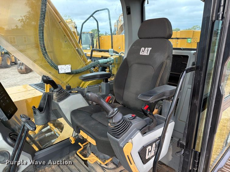 image for item DW6779 2020 Caterpillar 330 Excavator
