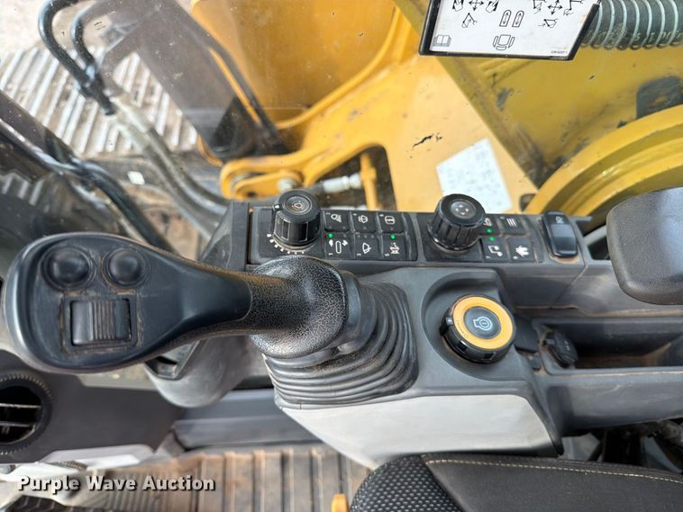 image for item DW6779 2020 Caterpillar 330 Excavator