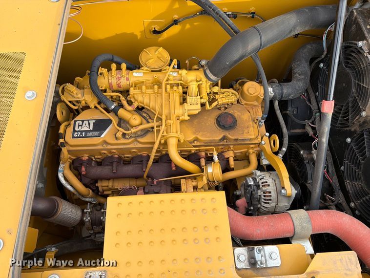 image for item DW6779 2020 Caterpillar 330 Excavator