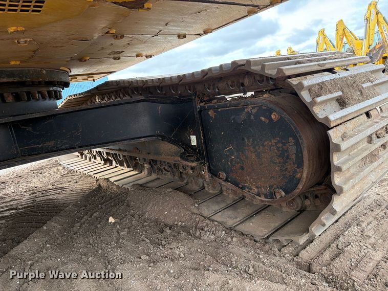 image for item DW6779 2020 Caterpillar 330 Excavator