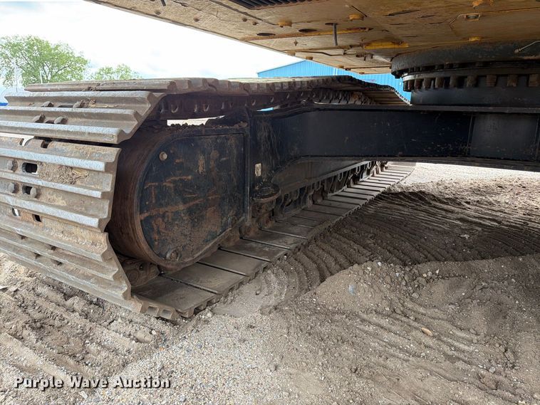 image for item DW6779 2020 Caterpillar 330 Excavator
