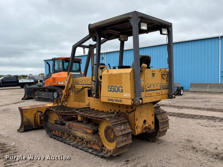 image for item DW6780 1997 Case 550G dozer