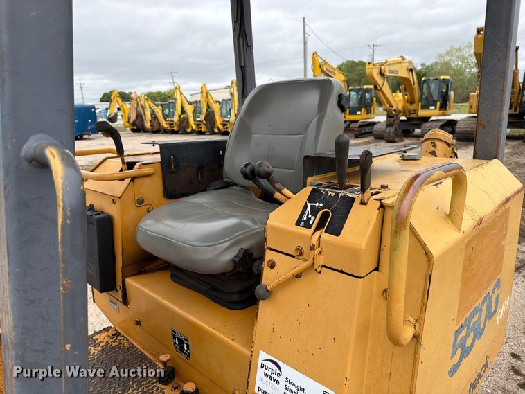 image for item DW6780 1997 Case 550G dozer