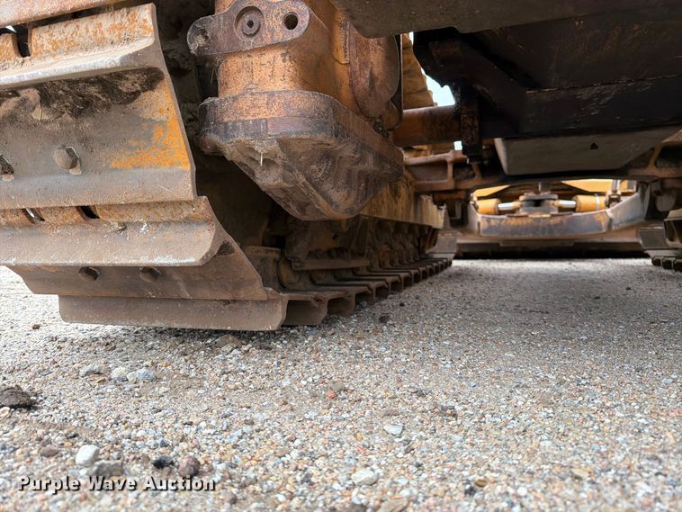 image for item DW6780 1997 Case 550G dozer