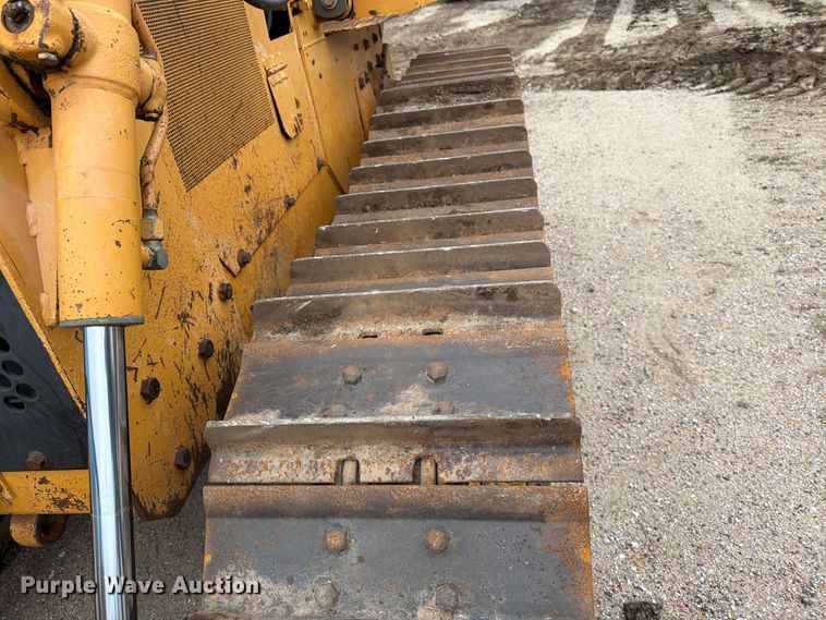 image for item DW6780 1997 Case 550G dozer