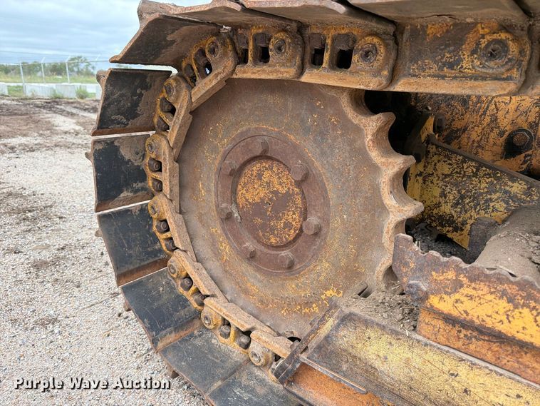 image for item DW6780 1997 Case 550G dozer