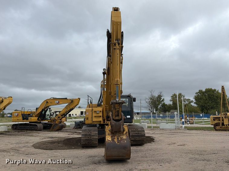 image for item DW6781 2008 Caterpillar 325C LCR excavator