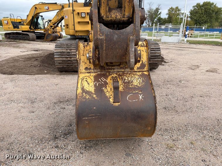 image for item DW6781 2008 Caterpillar 325C LCR excavator