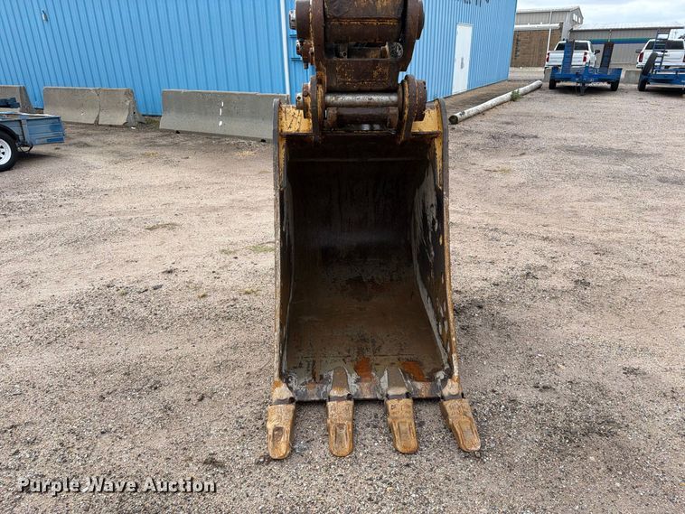 image for item DW6781 2008 Caterpillar 325C LCR excavator
