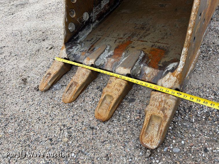 image for item DW6781 2008 Caterpillar 325C LCR excavator