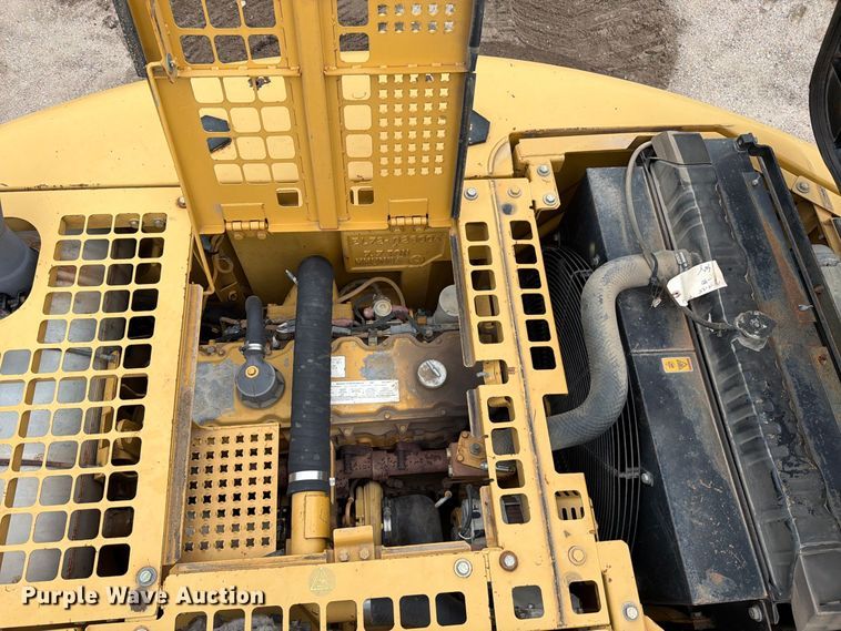 image for item DW6781 2008 Caterpillar 325C LCR excavator