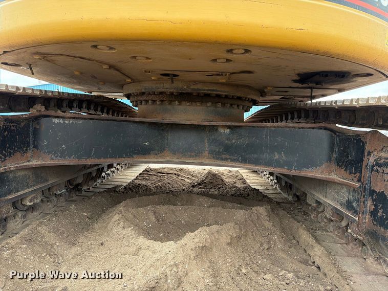 image for item DW6781 2008 Caterpillar 325C LCR excavator