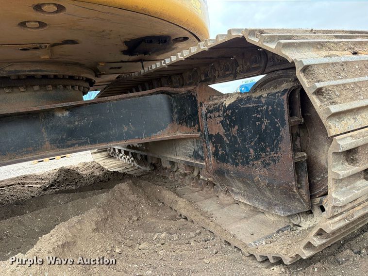 image for item DW6781 2008 Caterpillar 325C LCR excavator