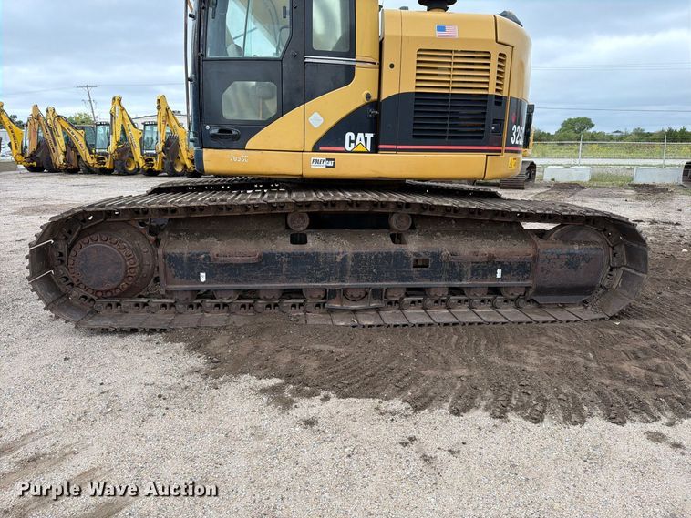 image for item DW6781 2008 Caterpillar 325C LCR excavator