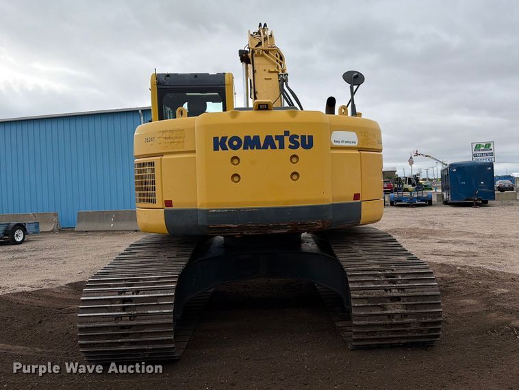 image for item DW6782 2013 Komatsu PC228USLC-8 excavator