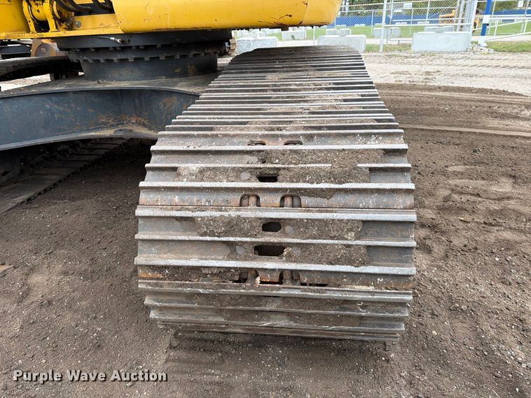 image for item DW6782 2013 Komatsu PC228USLC-8 excavator