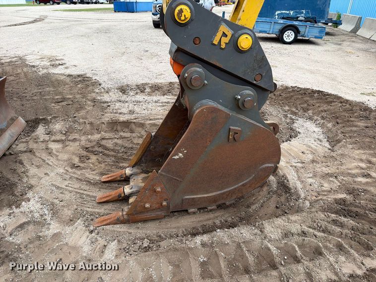image for item DW6783 2024 Komatsu PC138USLC-11 excavator