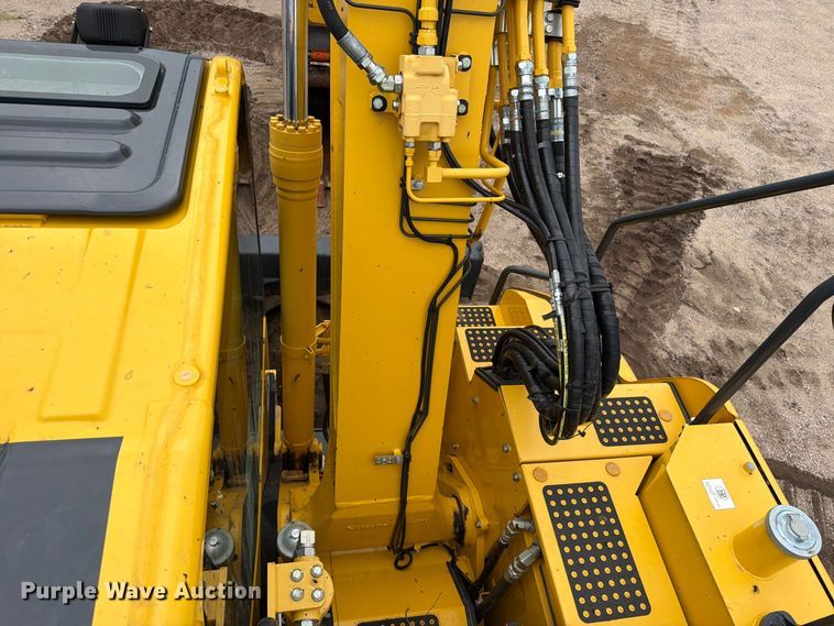 image for item DW6783 2024 Komatsu PC138USLC-11 excavator