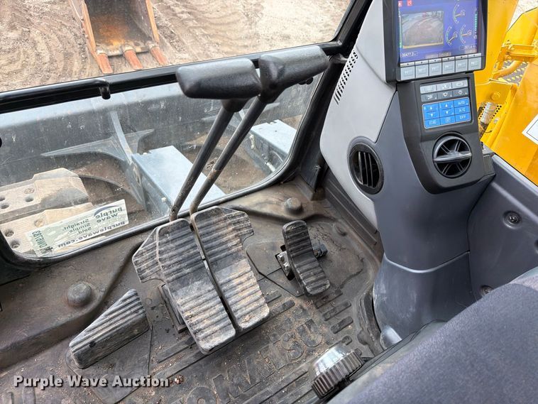 image for item DW6783 2024 Komatsu PC138USLC-11 excavator