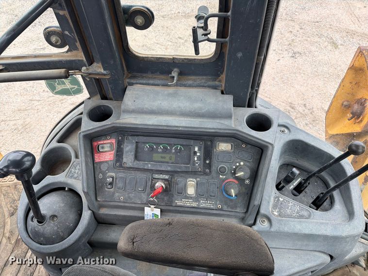 image for item DW6784 2006 John Deere 310G Backhoe