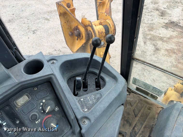 image for item DW6784 2006 John Deere 310G Backhoe