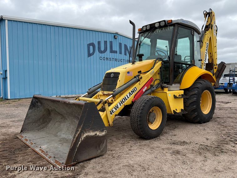 2007 New Holland B95 backhoe