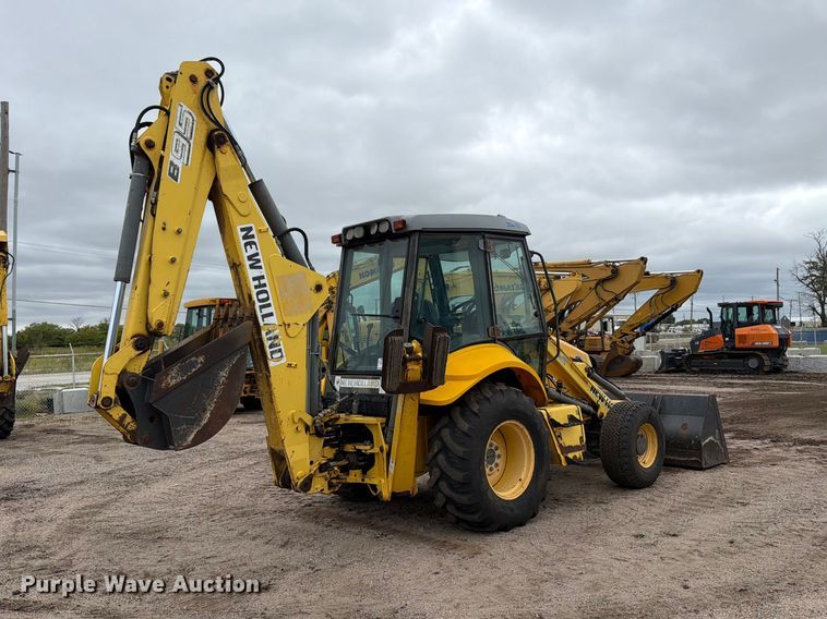 image for item DW6785 2007 New Holland B95 backhoe